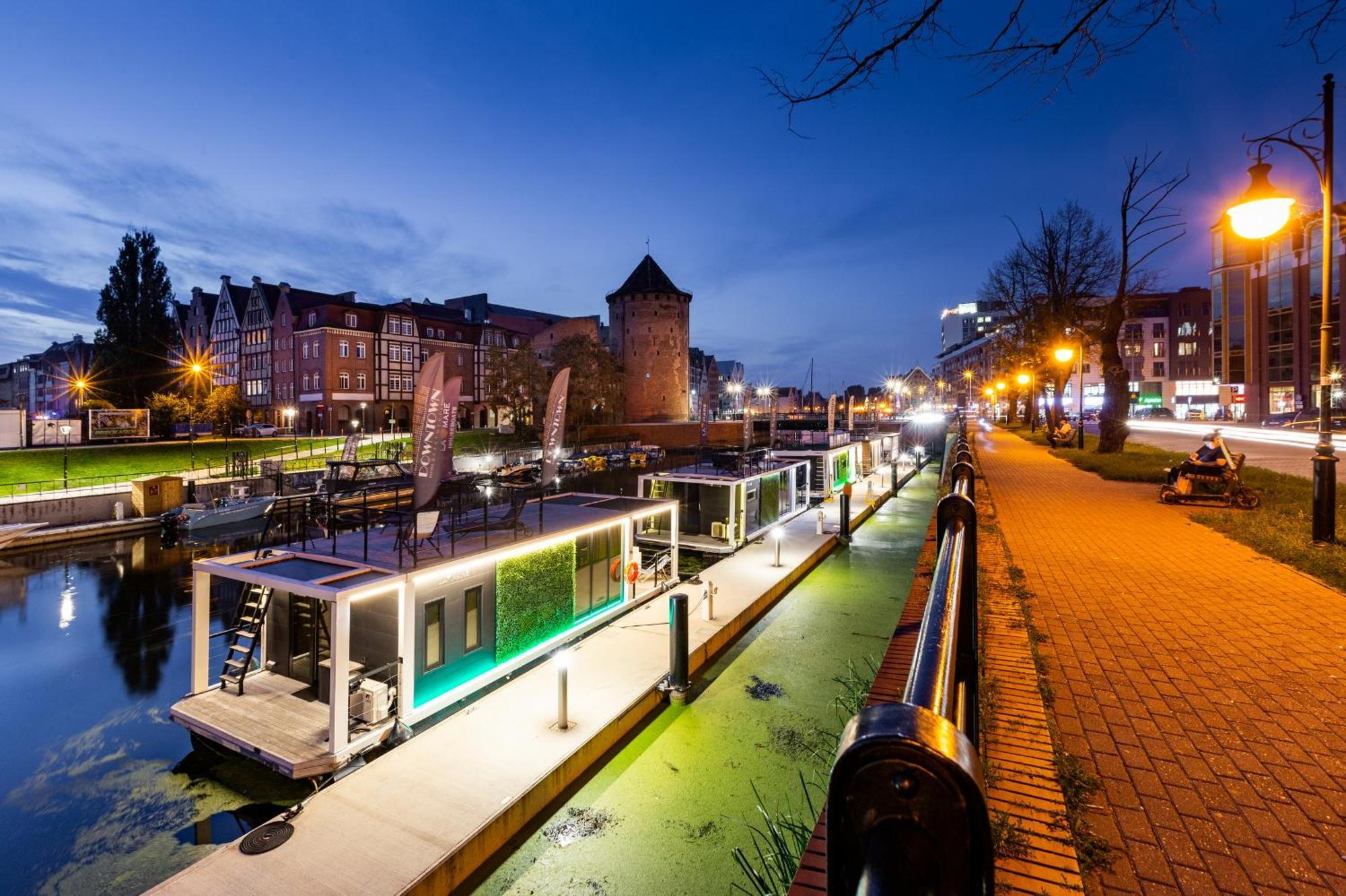 Domy Na Wodzie - La Mare Motlava Houseboats With Sauna By Downtown Apartments Danzica Esterno foto
