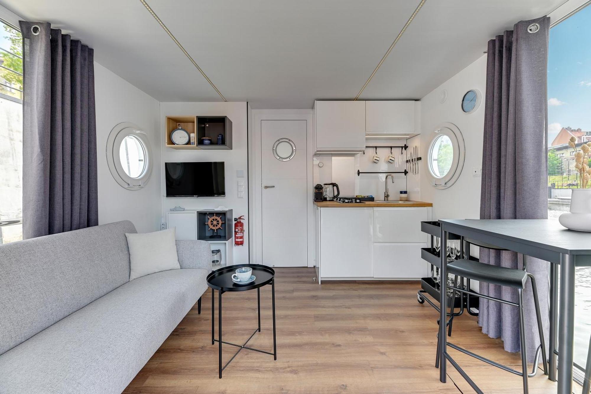 Domy Na Wodzie - La Mare Motlava Houseboats With Sauna By Downtown Apartments Danzica Camera foto